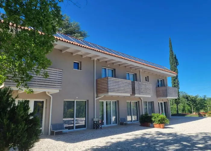B&B-Country House-Appartamenti Ai Cipressi